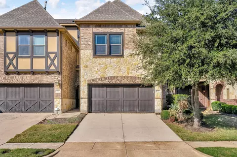 920 Brook Forest Ln, Euless, TX 76039