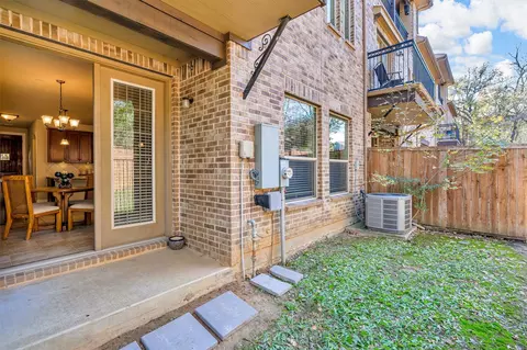 920 Brook Forest Ln, Euless, TX 76039 photo 29