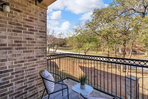 920 Brook Forest Ln, Euless, TX 76039 photo 21