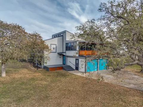 237 Runaway Bay Dr, Runaway Bay, TX 76426