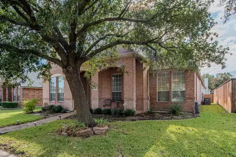 Exterior - 1610 Mapleleaf Fall Dr, Allen, TX 75002 photo 2 of 3