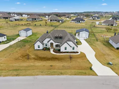 120 Southern Ct, Springtown, TX 76082
