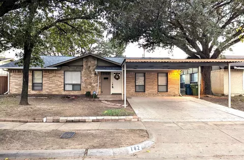 142 Price Dr, Lewisville, TX 75067