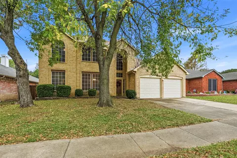 924 Rio Vista Ln, Arlington, TX 76017