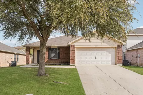 4904 Parkrise Dr, Fort Worth, TX 76179