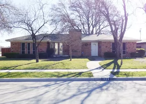 1028 Ridgefield Dr, Plano, TX 75075
