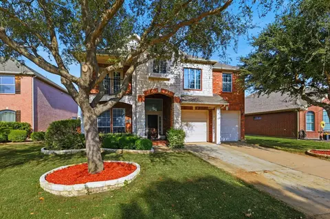 2812 Tranquilo Dr, Grand Prairie, TX 75054