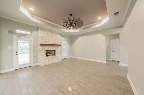 112 Amanda Ct, Boyd, TX 76023 photo 8
