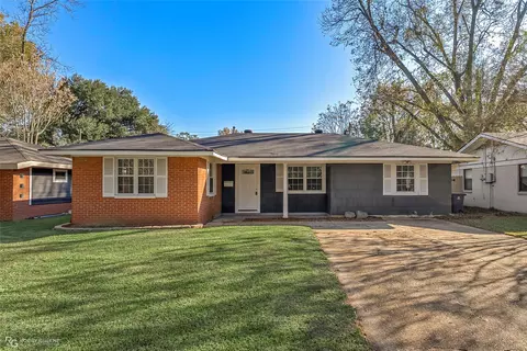 815 E Washington St, Shreveport, LA 71104