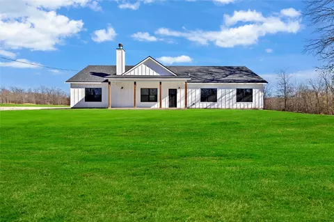 1444 County Road 4630, Trenton, TX 75490