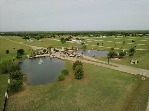 44099 Cedar Hill Dr, Whitney, TX 76692