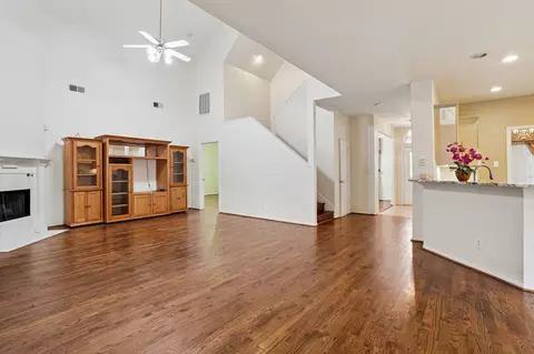 2036 Camelot Dr, Lewisville, TX 75067