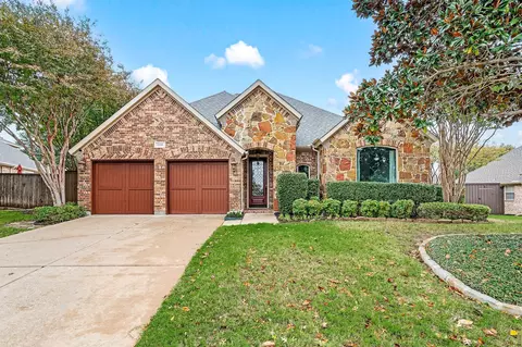 1808 Lakes Edge Blvd, Mansfield, TX 76063