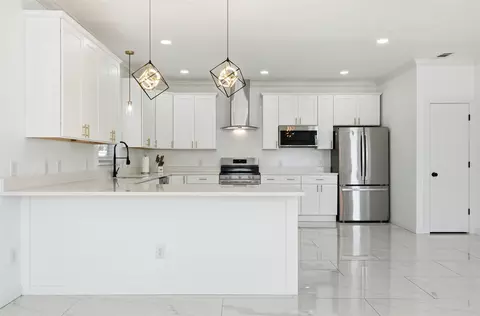 Kitchen - 808 E Pecan Ave, Waco, TX 76704 photo 2 of 5