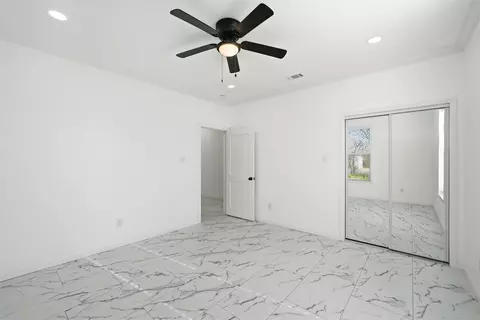 Bedroom - 808 E Pecan Ave, Waco, TX 76704 photo 4 of 4
