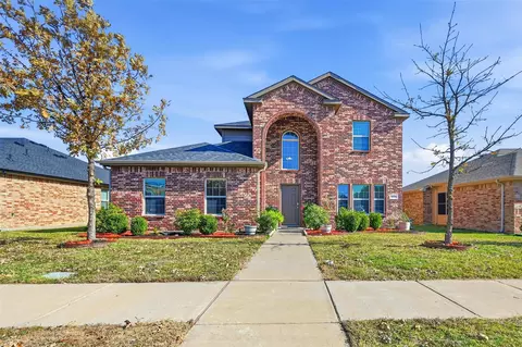 2020 Glen Hollow Dr, Lancaster, TX 75134