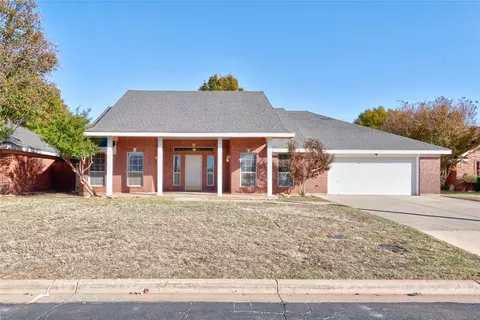 6509 Twin Oaks Dr, Abilene, TX 79606