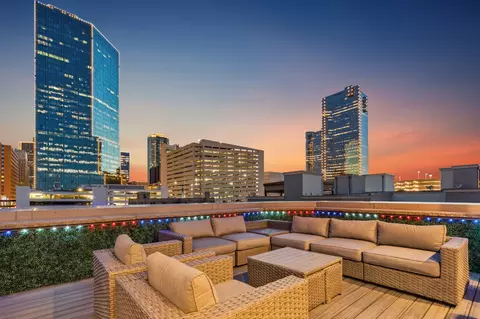 409 E 7th St, Fort Worth, TX 76102
