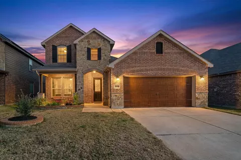 5640 Spirit Lake Dr, Fort Worth, TX 76179