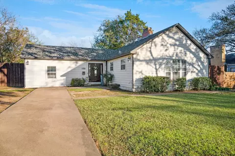 1702 Random Rd, Carrollton, TX 75006