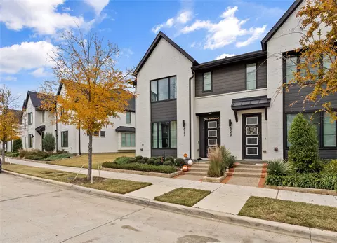 827 Crystal Oak Ln, Arlington, TX 76005