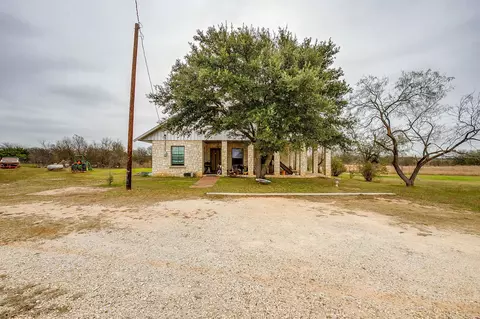 149 Fm 934, Blum, TX 76627