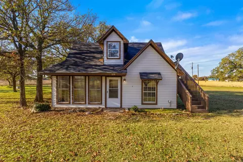 239 Cundiff Crafton Rd, Chico, TX 76431