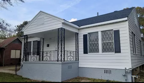 3528 Lakeshore Dr, Shreveport, LA 71109
