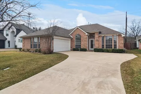 9333 Vista Cir, Irving, TX 75063