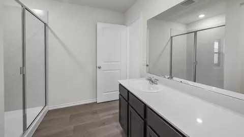 504 Regiment Rd, Sherman, TX 75090 photo 4