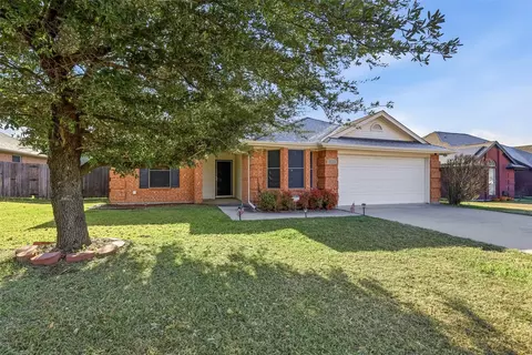 508 Arbor Ln, Burleson, TX 76028
