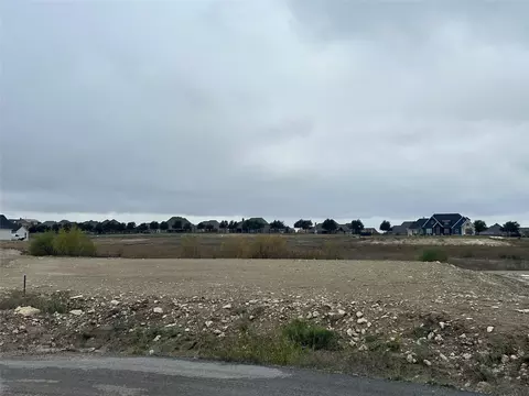 517 Nadia St, Aledo, TX 76008