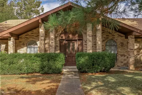 2424 Somersworth Dr, Shreveport, LA 71118