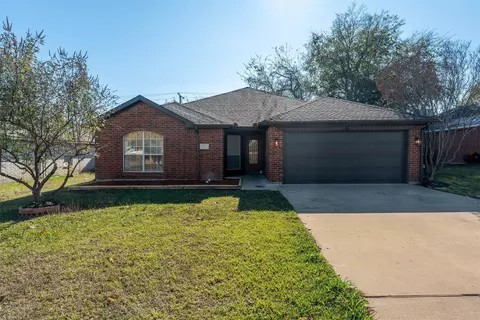 514 Fort Worth St, Mansfield, TX 76063