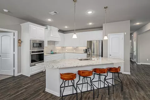 107 Cedar Elm Ln, Nevada, TX 75173