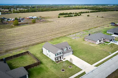 107 Cedar Elm Ln, Nevada, TX 75173
