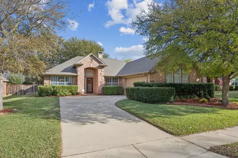 2800 Stanford Dr, Flower Mound, TX 75022