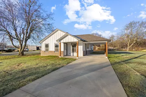401 N White Oak, Dodd City, TX 75438