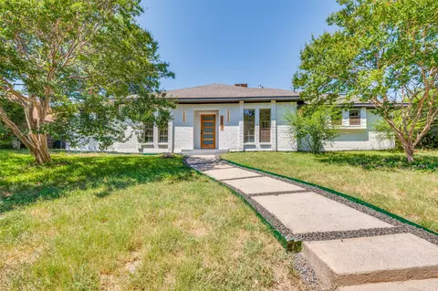 5807 Winding Woods Trl, Dallas, TX 75227