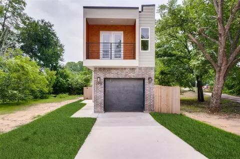2432 Saint Clair Dr, Dallas, TX 75215