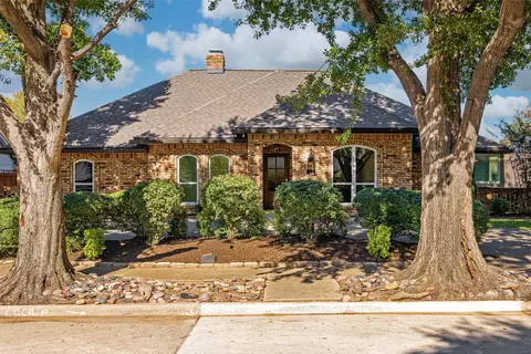 712 Dove Cir, Coppell, TX 75019