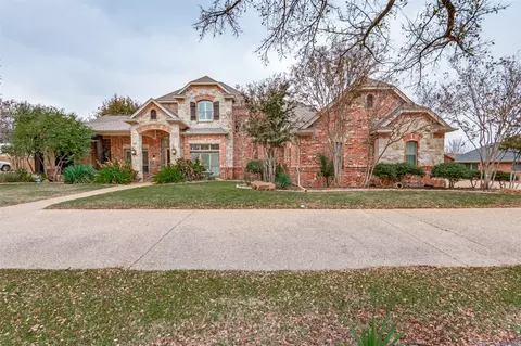 7251 Colwell Dr, Midlothian, TX 76065