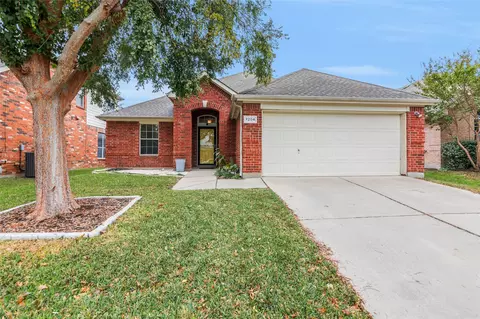 7204 Welshman Dr, Fort Worth, TX 76137