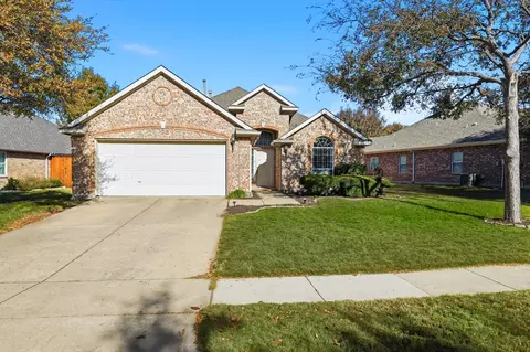 8178 Robertson Dr, Frisco, TX 75036