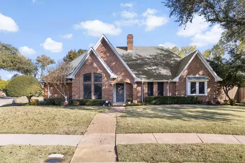 2903 Laguna Ct, Plano, TX 75023