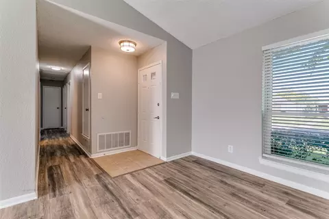 Entry Way - 935 Mapleleaf Ln, Coppell, TX 75019 photo 1 of 1