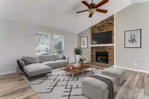 Living - 935 Mapleleaf Ln, Coppell, TX 75019 photo 6 of 7