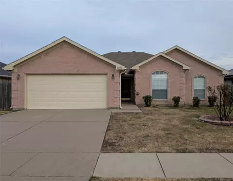 6005 Harwood Crossing Dr, Arlington, TX 76018