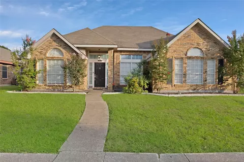 7914 Coastway Dr, Rowlett, TX 75088