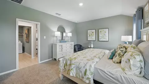 Bedroom - 5404 Rollins Dr, Krum, TX 76249 photo 2 of 4
